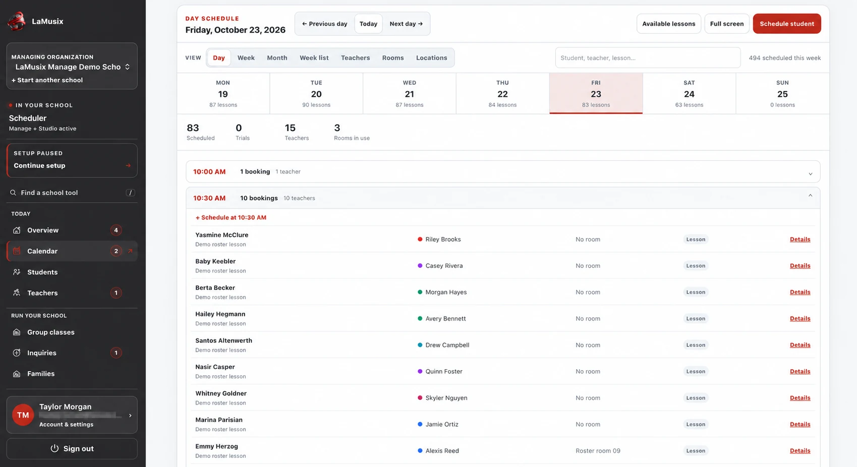 LaMusix Scheduler day view showing lessons and teachers